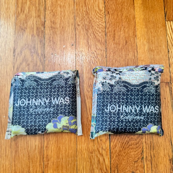 Johnny Was set of 2 Tote Bags - Picture 2 of 9